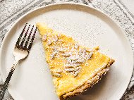 Рецепта Торта дела нона (Torta della Nonna / Тортата на баба) – италиански пай с яйчен крем